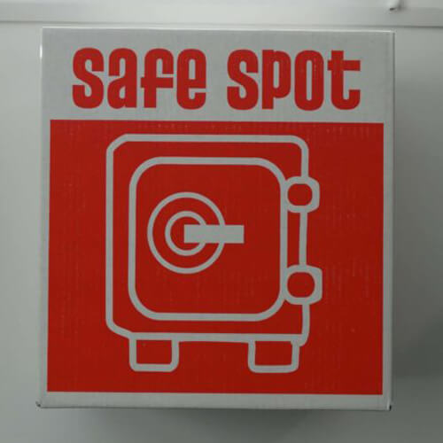 'safe spot' red packing box
